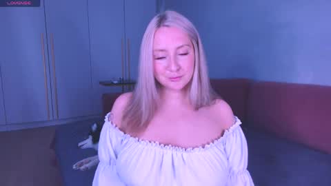 Snapshot of burn_lissa chatting on May 8, 2026, 8:03 pm Lissa online show from May 8, 2026, 8:03 pm