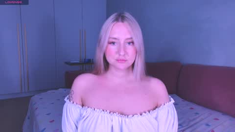 Snapshot of burn_lissa chatting on May 25, 2026, 9:10 pm Lissa online show from May 25, 2026, 9:10 pm