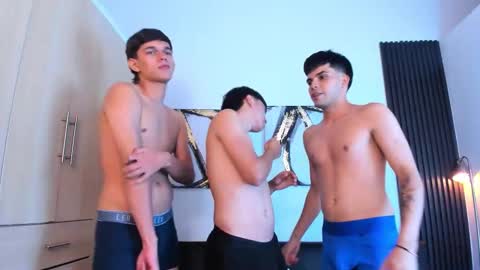 Snapshot of burning_wallen chatting on February 20, 2026, 6:26 am zack axel David and Anthony online show from February 20, 2026, 6:26 am