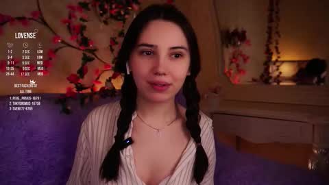 Snapshot of burnletitallburn chatting on October 30, 2025, 4:14 am Jessica online show from October 30, 2025, 4:14 am