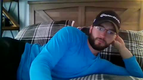 Snapshot of burntbunz chatting on January 19, 2025, 10:49 pm burntbunz online show from January 19, 2025, 10:49 pm