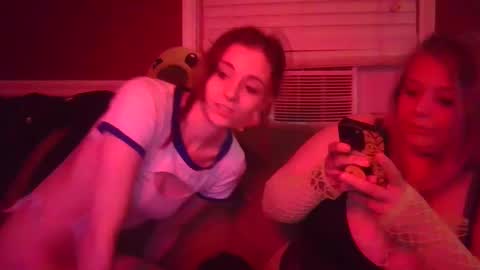 Snapshot of burnthemail chatting on December 2, 2024, 7:25 am lilly online show from December 2, 2024, 7:25 am