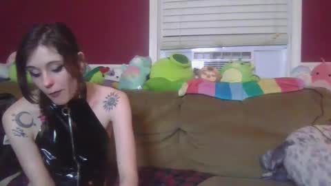 Snapshot of burnthemail chatting on December 16, 2024, 9:14 am lilly online show from December 16, 2024, 9:14 am