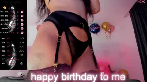 Snapshot of bush_woman chatting on May 14, 2026, 7:53 pm Larisa online show from May 14, 2026, 7:53 pm