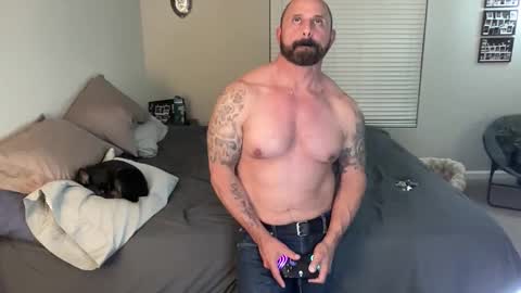 Snapshot of bustedsprockets chatting on April 24, 2026, 3:42 am Pocket Daddy cockring gaycouple cockring lovense daddy online show from April 24, 2026, 3:42 am