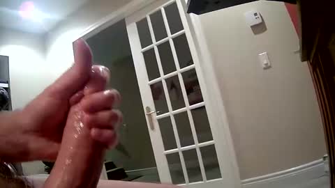 Snapshot of busterpoindexter9999 chatting on December 20, 2024, 4:09 am busterpoindexter9999 online show from December 20, 2024, 4:09 am