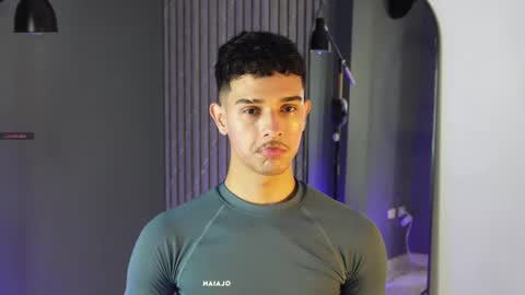 Buster independent model online show from September 24, 2025, 6:00 pm