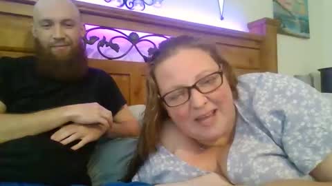 bustibambi online show from May 6, 2026, 8:58 pm