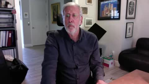 Snapshot of bustinout99 chatting on February 7, 2026, 7:39 pm afternoon wood online show from February 7, 2026, 7:39 pm