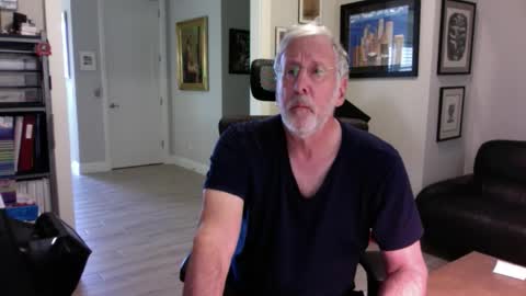 Snapshot of bustinout99 chatting on February 21, 2026, 3:46 pm afternoon wood online show from February 21, 2026, 3:46 pm