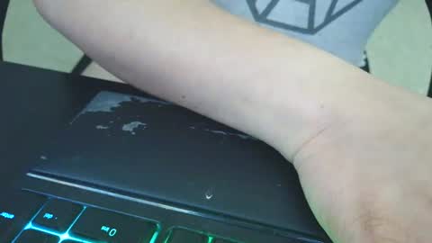 Snapshot of bustinpp chatting on June 29, 2026, 12:50 am bustinpp online show from June 29, 2026, 12:50 am