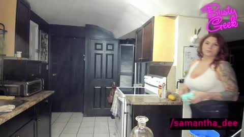 Snapshot of busty_geek48 chatting on March 2, 2025, 1:58 am Samantha Dee online show from March 2, 2025, 1:58 am