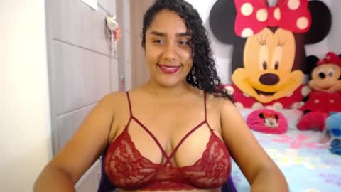 Snapshot of busty_nahiara chatting on December 17, 2024, 7:48 pm Nahiara online show from December 17, 2024, 7:48 pm