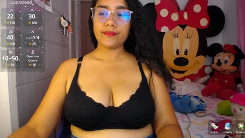 Snapshot of busty_nahiara chatting on January 14, 2025, 4:40 pm Nahiara online show from January 14, 2025, 4:40 pm