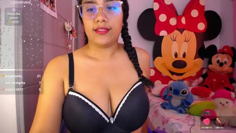 Snapshot of busty_nahiara chatting on January 20, 2025, 8:40 pm Nahiara online show from January 20, 2025, 8:40 pm