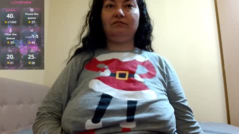 Snapshot of bustyemma chatting on January 27, 2025, 6:19 am Emma online show from January 27, 2025, 6:19 am