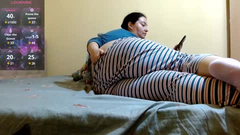 Snapshot of bustyemma chatting on January 31, 2025, 3:44 pm Emma online show from January 31, 2025, 3:44 pm