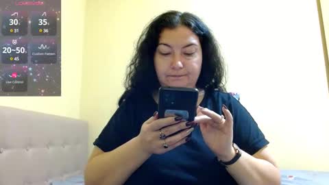 Snapshot of bustyemma chatting on February 13, 2025, 7:03 am Emma online show from February 13, 2025, 7:03 am