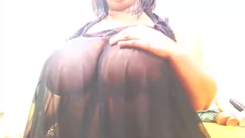 bustymaturestepmum online show from May 23, 2026, 6:29 am