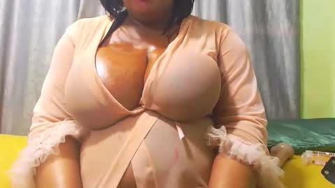 bustymaturestepmum online show from May 24, 2026, 5:51 pm