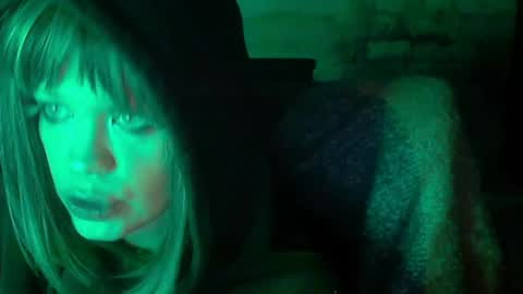 Snapshot of butytoy chatting on February 27, 2025, 11:59 pm butytoy online show from February 27, 2025, 11:59 pm