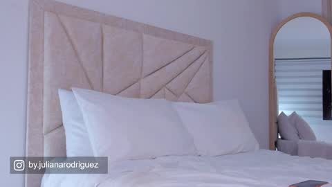    online show from April 14, 2026, 11:44 pm