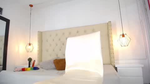 bycandy_ online show from November 25, 2025, 1:33 pm