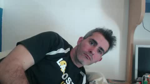 Collin Farrel online show from December 30, 2024, 1:14 pm