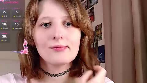 Snapshot of c0ralynx chatting on October 7, 2025, 8:39 pm C0ralynx online show from October 7, 2025, 8:39 pm