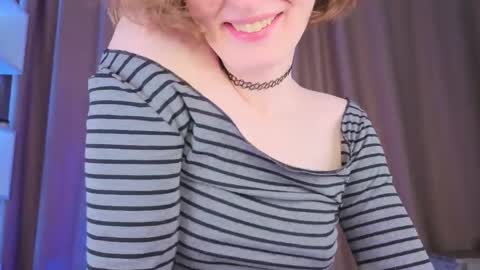 Snapshot of c0ralynx chatting on April 15, 2026, 7:59 am C0ralynx online show from April 15, 2026, 7:59 am