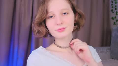 Snapshot of c0ralynx chatting on April 16, 2026, 9:39 pm C0ralynx online show from April 16, 2026, 9:39 pm