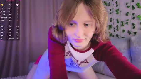Snapshot of c0ralynx chatting on April 20, 2026, 4:54 pm C0ralynx online show from April 20, 2026, 4:54 pm