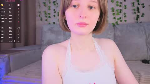 Snapshot of c0ralynx chatting on May 1, 2026, 7:46 am C0ralynx online show from May 1, 2026, 7:46 am