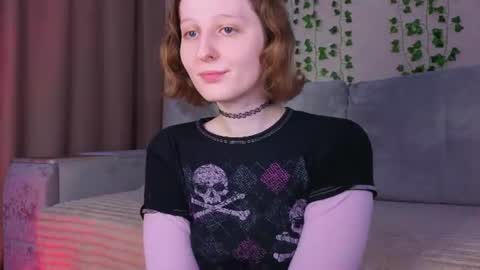 Snapshot of c0ralynx chatting on July 6, 2026, 1:19 pm C0ralynx online show from July 6, 2026, 1:19 pm