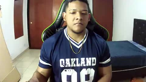 Snapshot of caballerozodi chatting on October 20, 2025, 2:45 am caballerozodi online show from October 20, 2025, 2:45 am