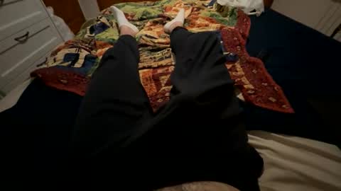 cabezoncabezonpo online show from April 8, 2026, 5:02 pm