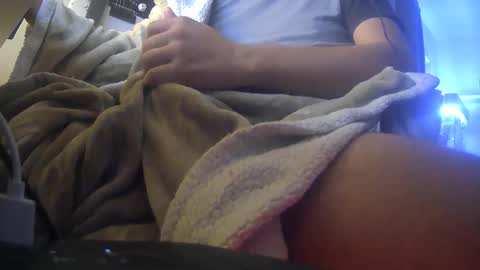 Snapshot of cachicho81 chatting on May 19, 2026, 1:22 am cachicho81 online show from May 19, 2026, 1:22 am