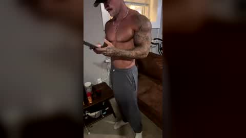 cadenhunterr online show from July 15, 2026, 5:18 pm