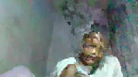 Snapshot of caella98 chatting on April 15, 2026, 10:11 am caella98 online show from April 15, 2026, 10:11 am