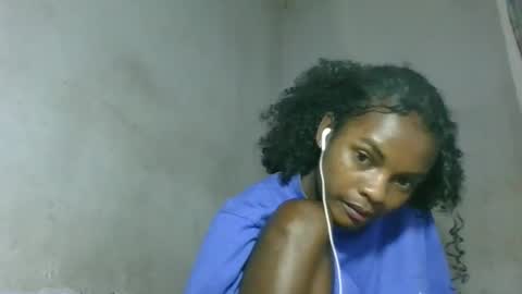 Snapshot of caella98 chatting on April 18, 2026, 7:58 pm caella98 online show from April 18, 2026, 7:58 pm