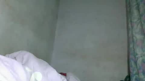 Snapshot of caella98 chatting on April 22, 2026, 4:04 am caella98 online show from April 22, 2026, 4:04 am