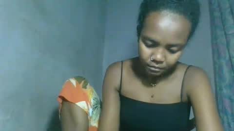 Snapshot of caella98 chatting on April 26, 2026, 7:39 am caella98 online show from April 26, 2026, 7:39 am