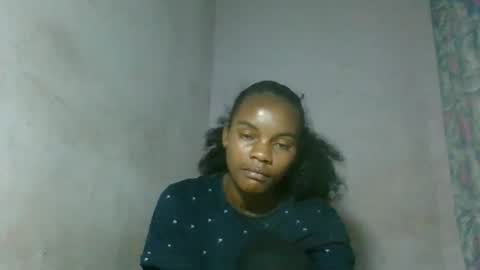 Snapshot of caella98 chatting on May 13, 2026, 7:17 am caella98 online show from May 13, 2026, 7:17 am