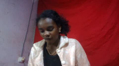 caella98 online show from July 19, 2026, 6:33 pm