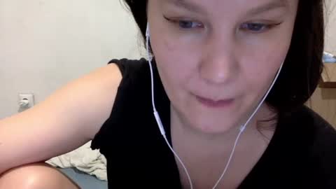 Snapshot of caffeinated_lamb chatting on November 8, 2025, 6:51 pm Lamb online show from November 8, 2025, 6:51 pm