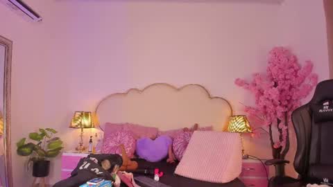 Snapshot of cahitlinbel chatting on July 7, 2026, 5:54 am Cahitlin online show from July 7, 2026, 5:54 am