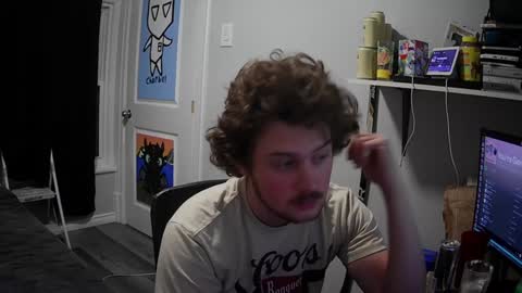 Snapshot of cajerk chatting on December 13, 2024, 3:38 am Cajerk online show from December 13, 2024, 3:38 am