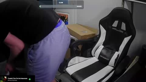 Snapshot of cajerk chatting on March 12, 2025, 9:12 am Cajerk online show from March 12, 2025, 9:12 am