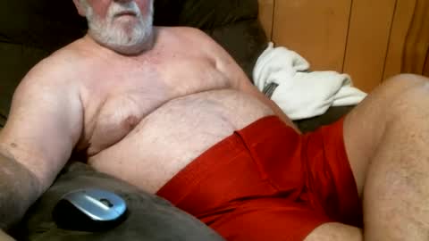 Snapshot of cajungrey75 chatting on December 7, 2024, 1:40 pm cajungrey online show from December 7, 2024, 1:40 pm