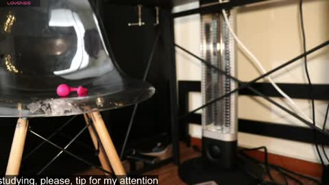 Snapshot of calabadi chatting on April 5, 2026, 9:23 pm Kitty online show from April 5, 2026, 9:23 pm